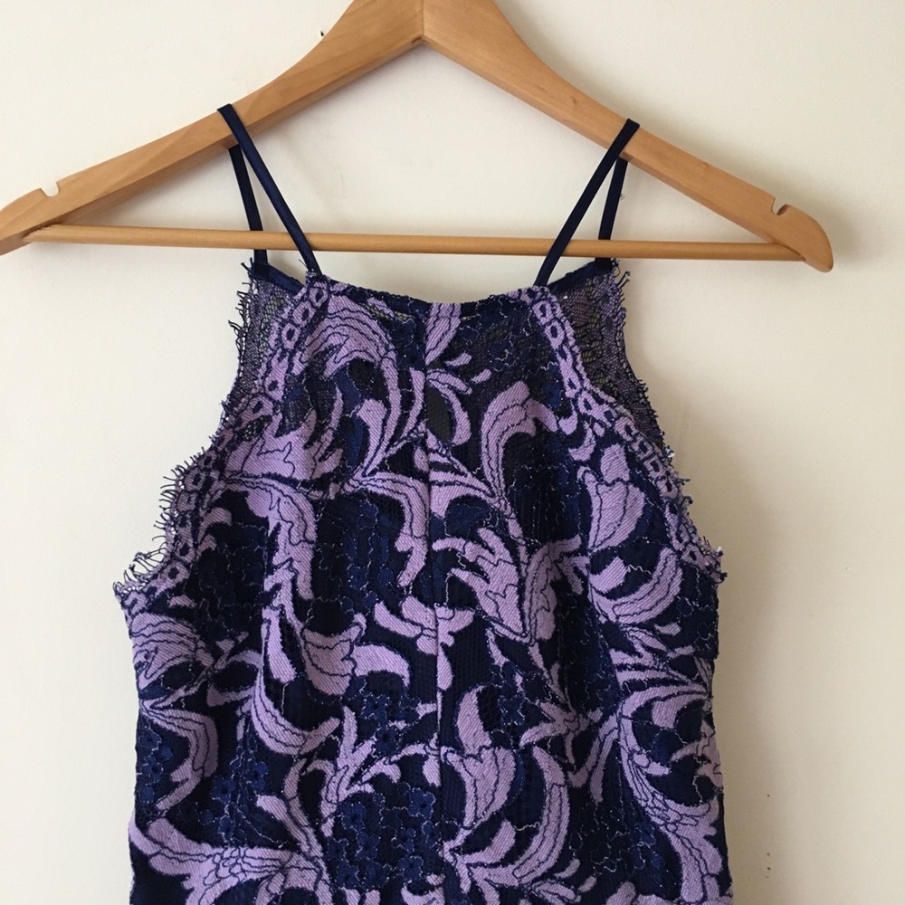 Francesca’s lace dress - Picture 2 of 7